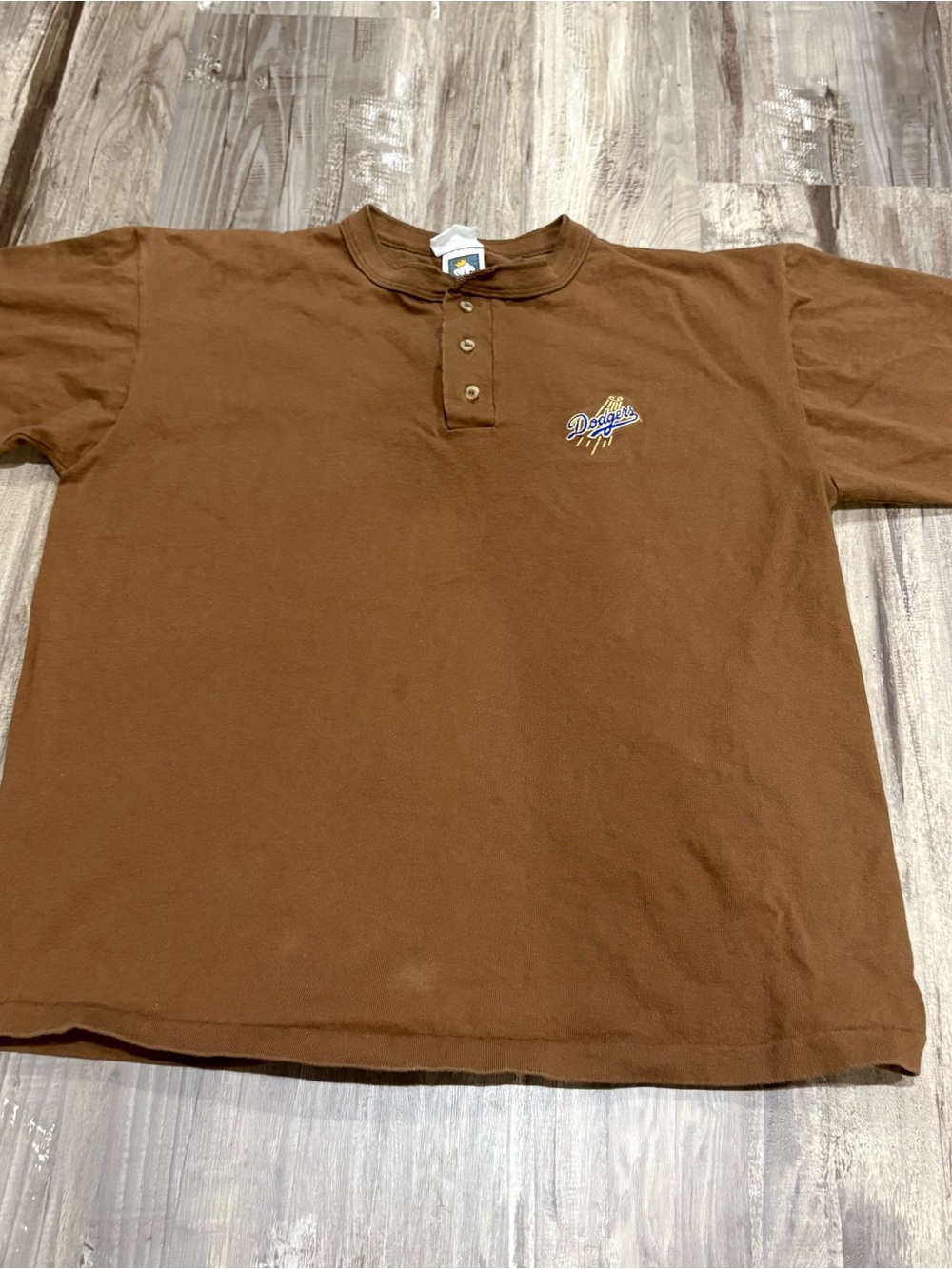 Vintage Los Angeles Dodgers “Exclusive Stadium Gear” Brown Henley SZ L